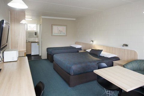 Box Hill Motel - ACT Tourism 8