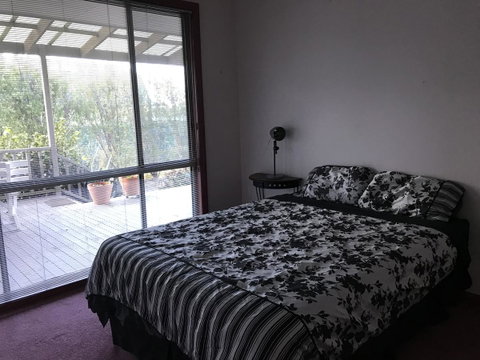 Eagle Bay Views - ACT Tourism 14