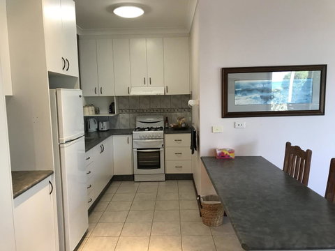 Eagle Bay Views - ACT Tourism 15