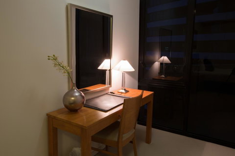 Accent Accommodation@Docklands - ACT Tourism 12