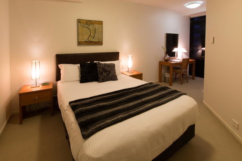Accent Accommodation@Docklands - ACT Tourism 15