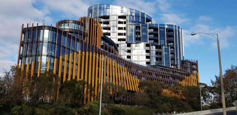 Ivanhoe Apartments - ACT Tourism 13