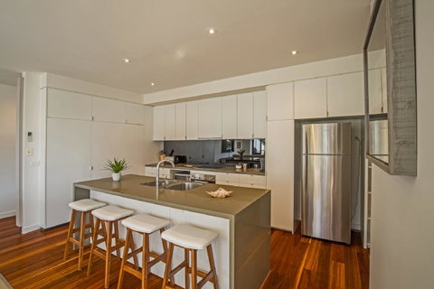 C-Scape Esplanade Cowes - ACT Tourism 9