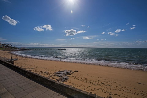 C-Scape Esplanade Cowes - ACT Tourism 22