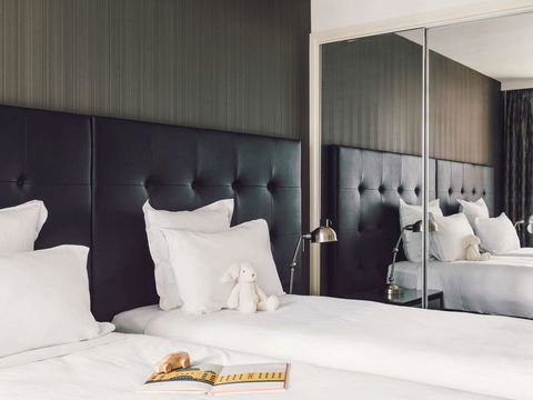 Quay West Suites Melbourne - ACT Tourism 42
