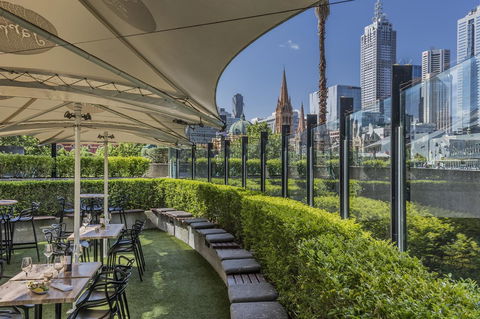 Quay West Suites Melbourne - ACT Tourism 5