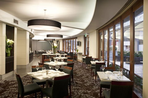 Quay West Suites Melbourne - ACT Tourism 21