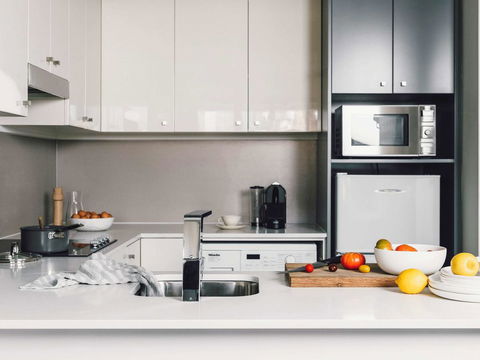 Quay West Suites Melbourne - ACT Tourism 43