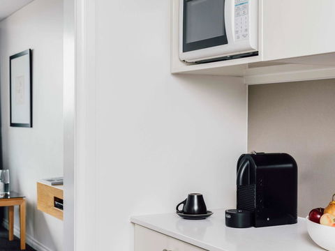 Quay West Suites Melbourne - ACT Tourism 41