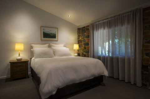 Bright Mystic Valley - ACT Tourism 15