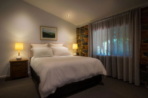 Bright Mystic Valley - ACT Tourism 12