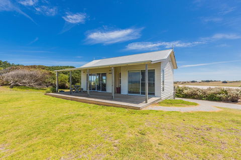 Cottages For Couples - ACT Tourism 14