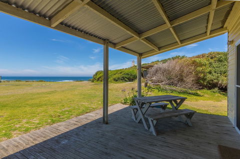 Cottages For Couples - ACT Tourism 19