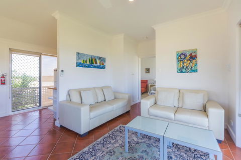 Cottages For Couples - ACT Tourism 23