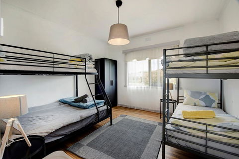 Jettycove Beach House - ACT Tourism 7