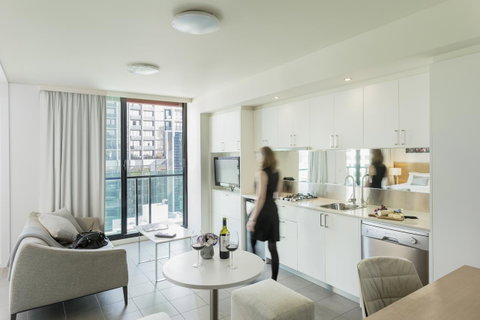 Fraser Place Melbourne - ACT Tourism 11