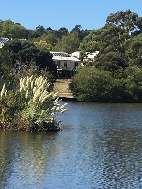 Lakeside Conti Villas - ACT Tourism 0
