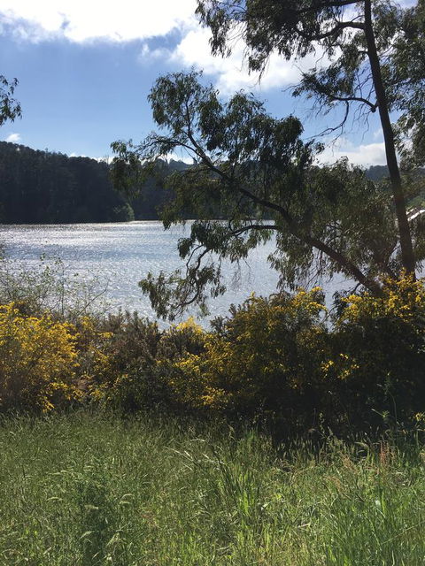 Lakeside Conti Villas - ACT Tourism 8