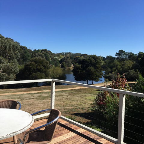 Lakeside Conti Villas - ACT Tourism 2