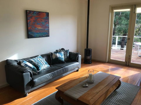 Lakeside Conti Villas - ACT Tourism 1