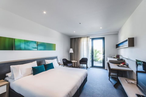 Quarters At Flinders Hotel - ACT Tourism 15