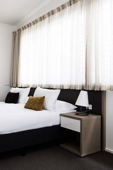 Quarters At Flinders Hotel - ACT Tourism 14