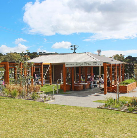 Quarters At Flinders Hotel - ACT Tourism 32