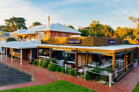 Quarters At Flinders Hotel - ACT Tourism 1