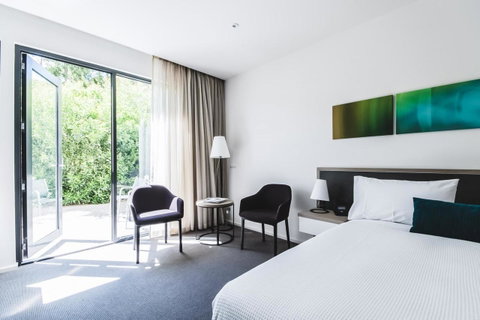 Quarters At Flinders Hotel - ACT Tourism 13