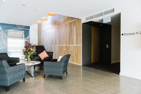 Quarters At Flinders Hotel - ACT Tourism 11