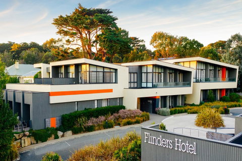 Quarters At Flinders Hotel - ACT Tourism 0