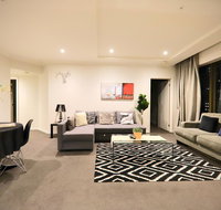 Heart of CBD Penthouse Apartment - ACT Tourism