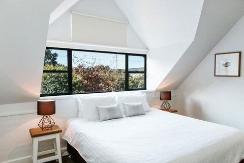 The Berry Inn - ACT Tourism 0