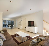 The Block Townhouses - ACT Tourism