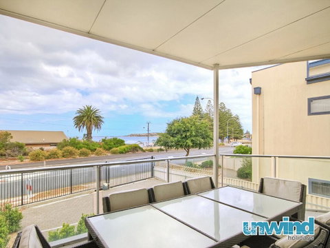 The Block Views Apartments Victor Harbor - ACT Tourism 3