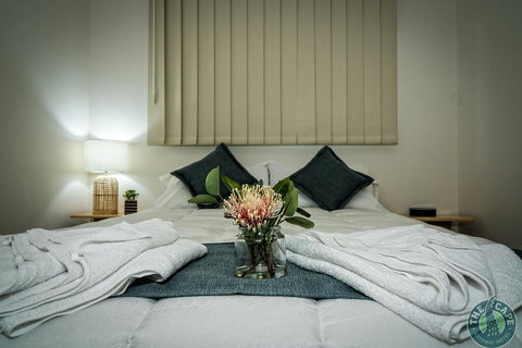 The Cape Gateway Motel - ACT Tourism 1