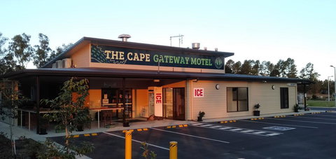 The Cape Gateway Motel - ACT Tourism 0