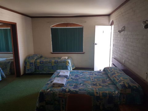 The Club Hotel - ACT Tourism 3