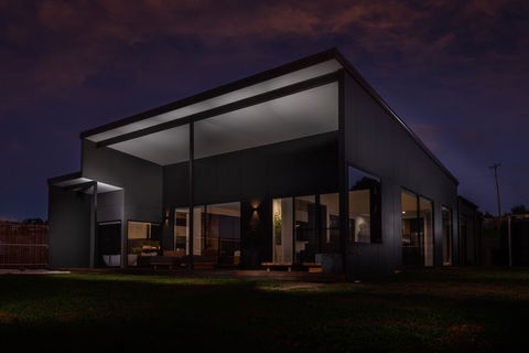 The Cove Tasmania - ACT Tourism 0