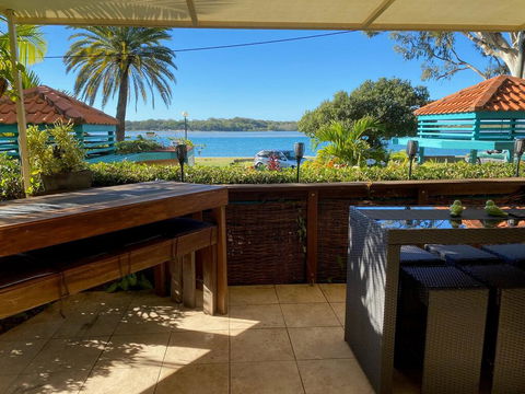 The Esplanade Holiday Apartments - ACT Tourism 3