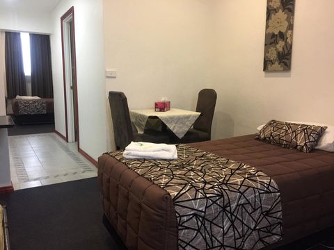 The Esplanade Motel - ACT Tourism 3