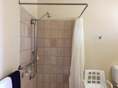 The Finley Palm Motor Inn - ACT Tourism 2