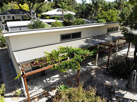 The Grape And Olive At Willunga - ACT Tourism 3