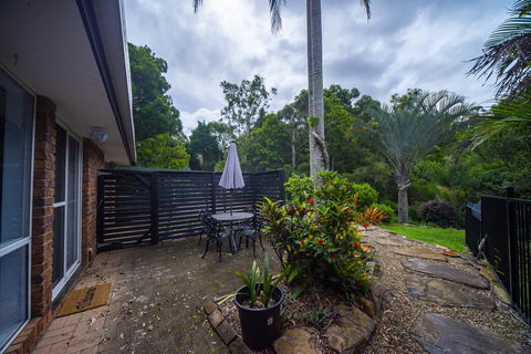 The Hillside Villa - ACT Tourism 3