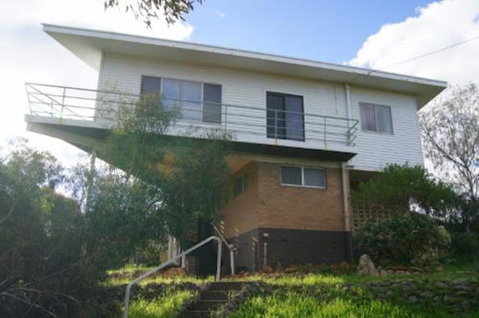The Kite Beach House - ACT Tourism 0