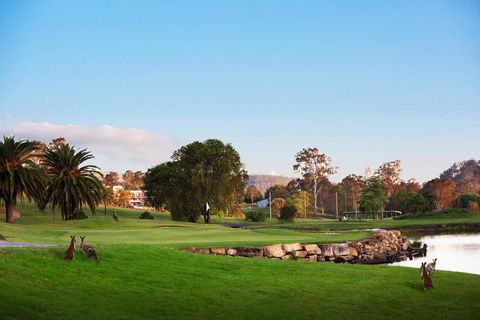 The Kooralbyn Valley - ACT Tourism 1