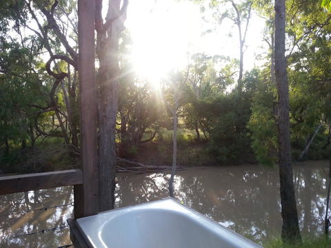The Laurels Of Chinchilla - ACT Tourism 0