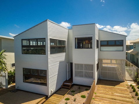 The Lennoxhaus - ACT Tourism 0
