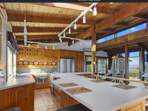 The Lodge - ACT Tourism 0