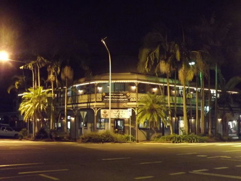 The Middle Pub - ACT Tourism 1